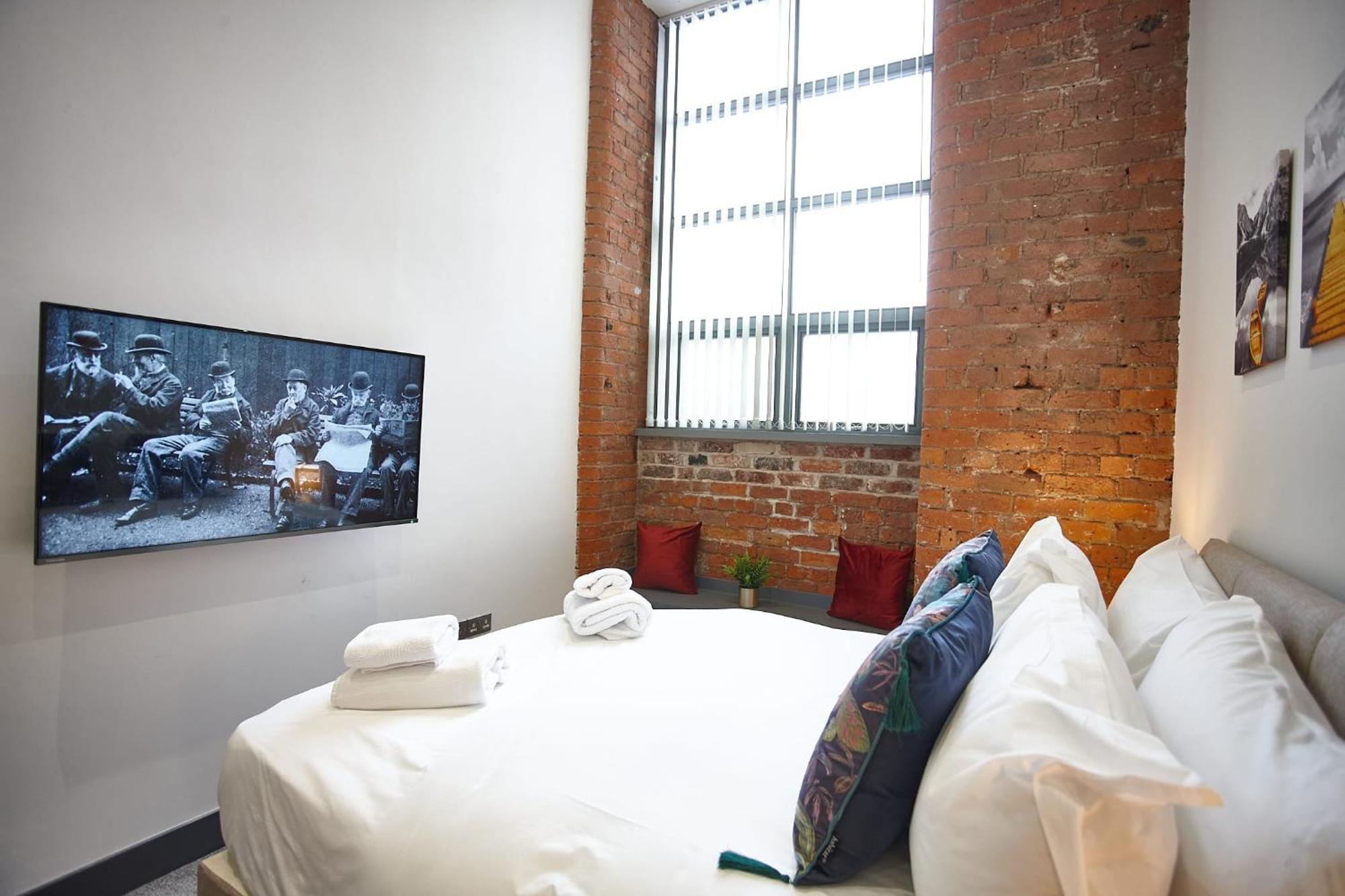 The Ruby Suite Manchester Extérieur photo